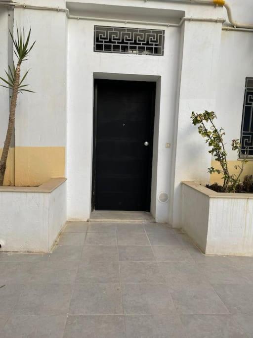Apparemment S1 Jardins De Carthage Tunis